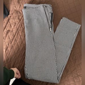 Women high rise work pants.